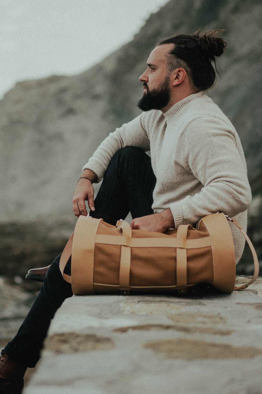 Sac de voyage en cuir beige