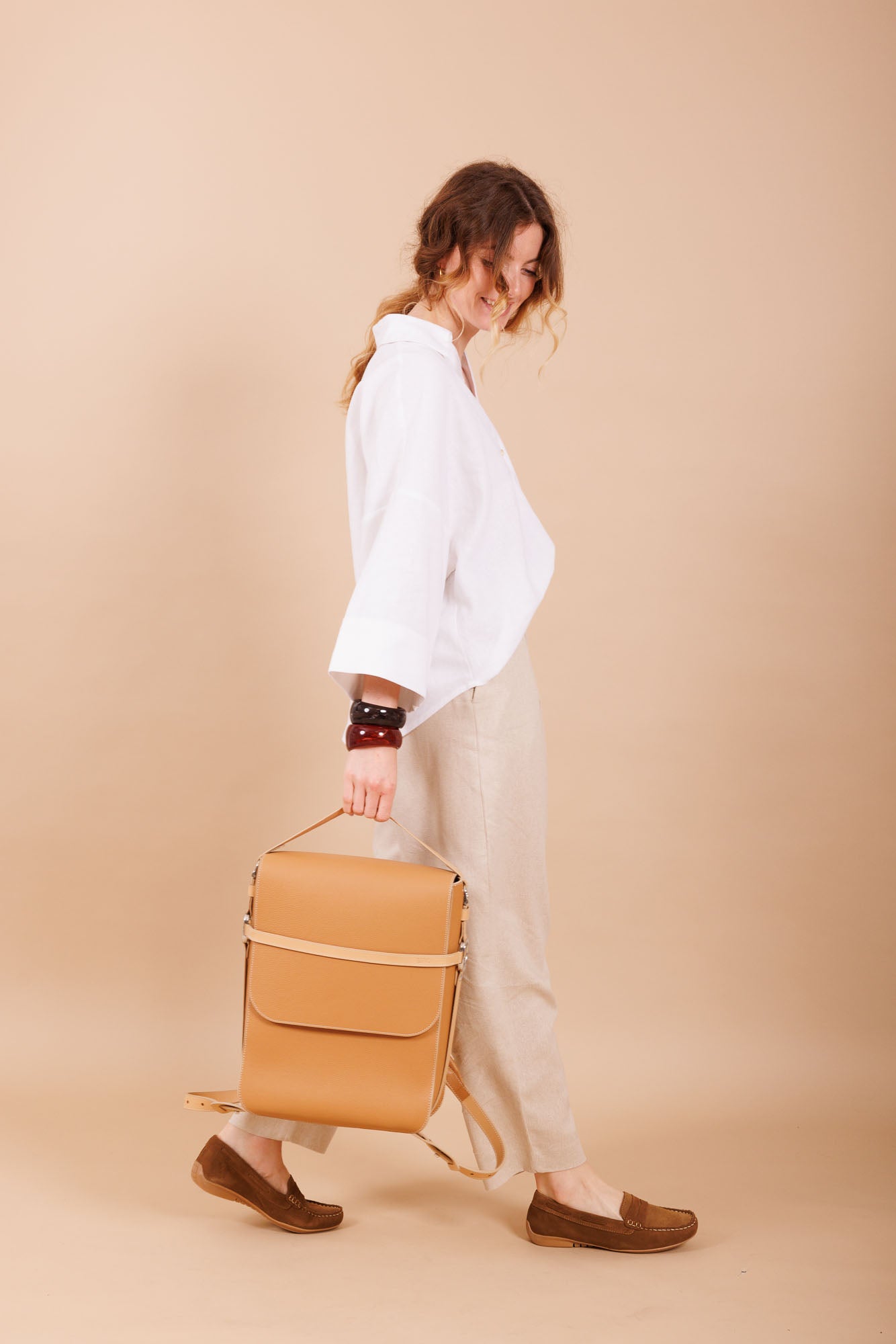Sac à dos en cuir beige femme
