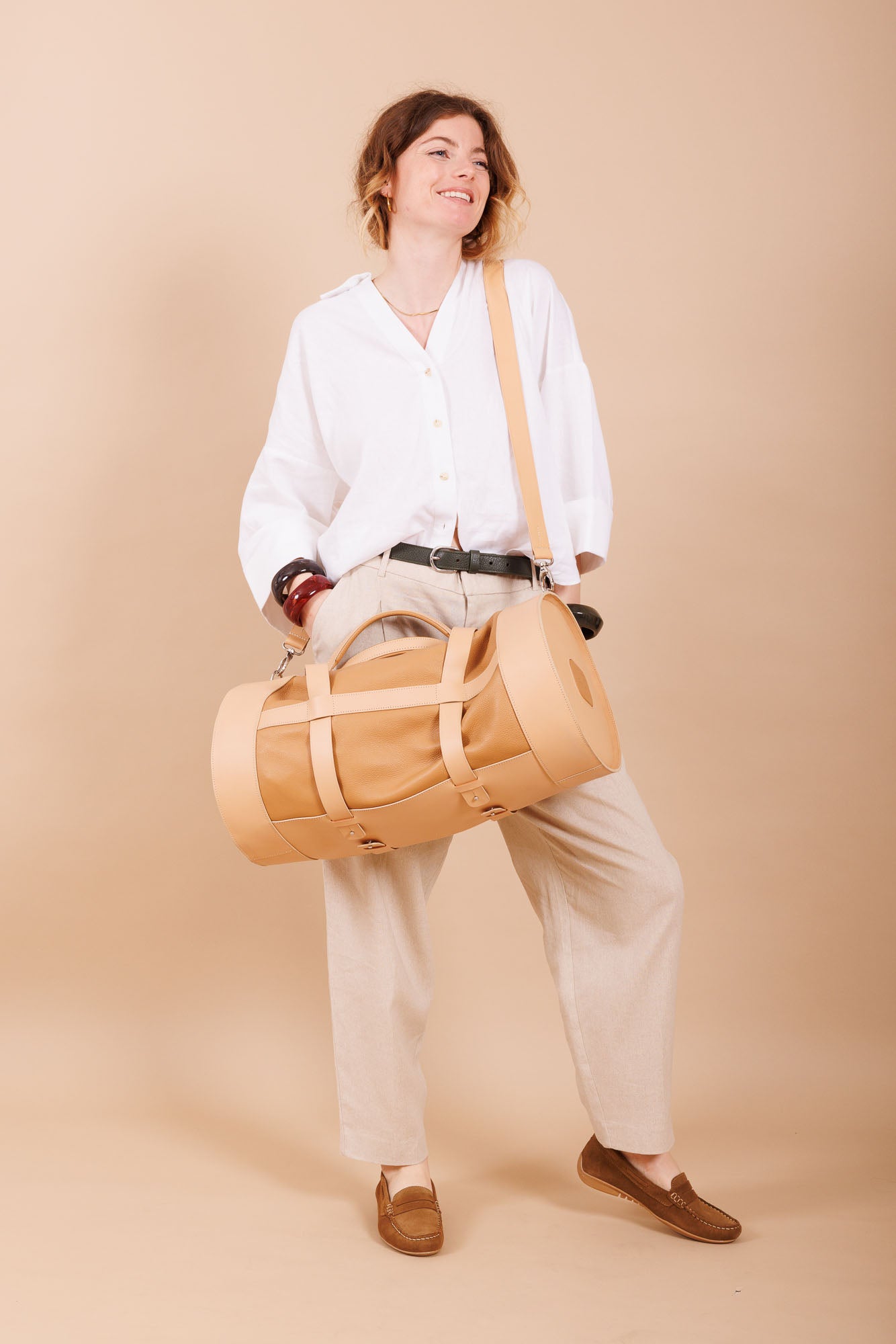 sac de voyage en cuir beige