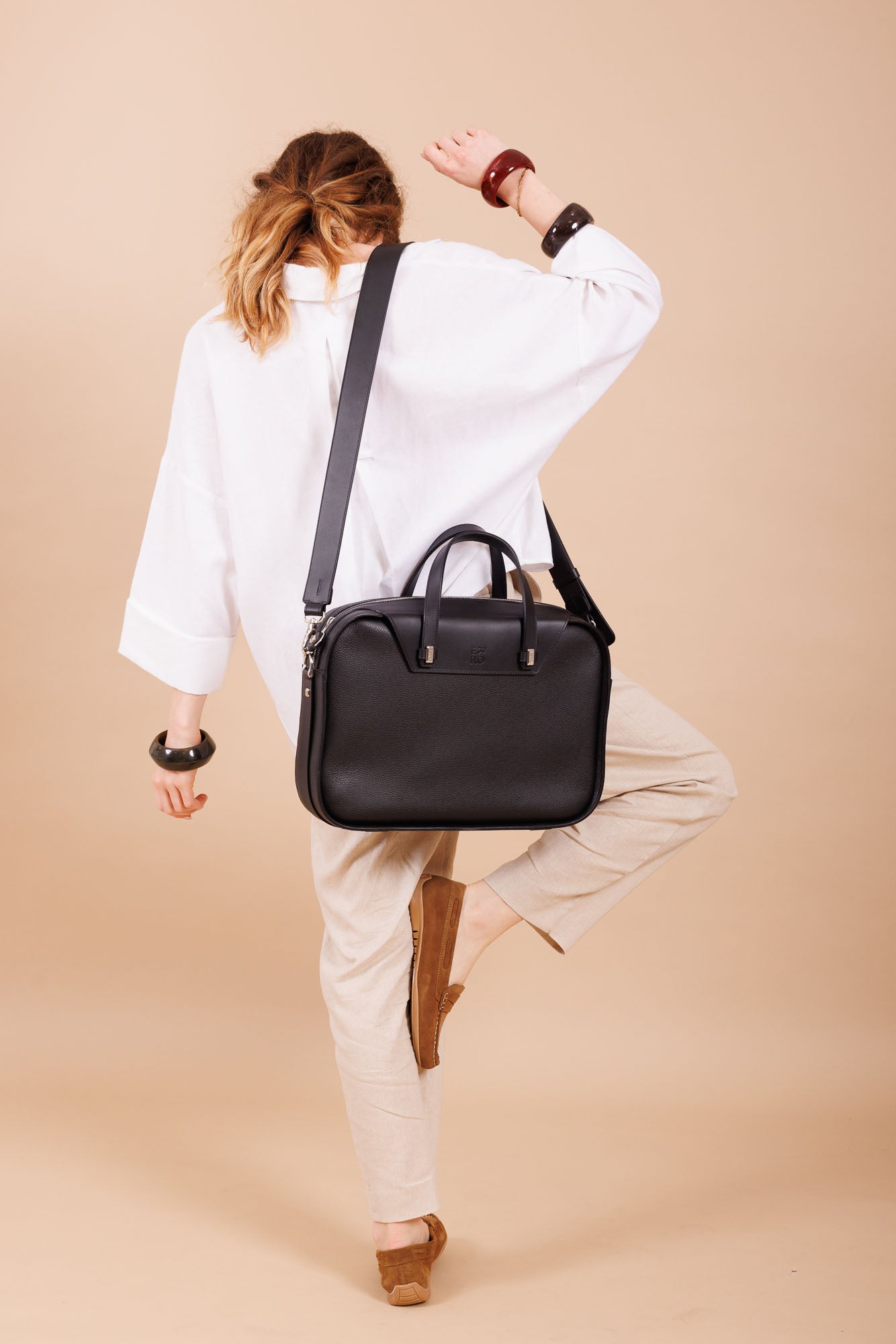 Sacoche en cuir noir femme