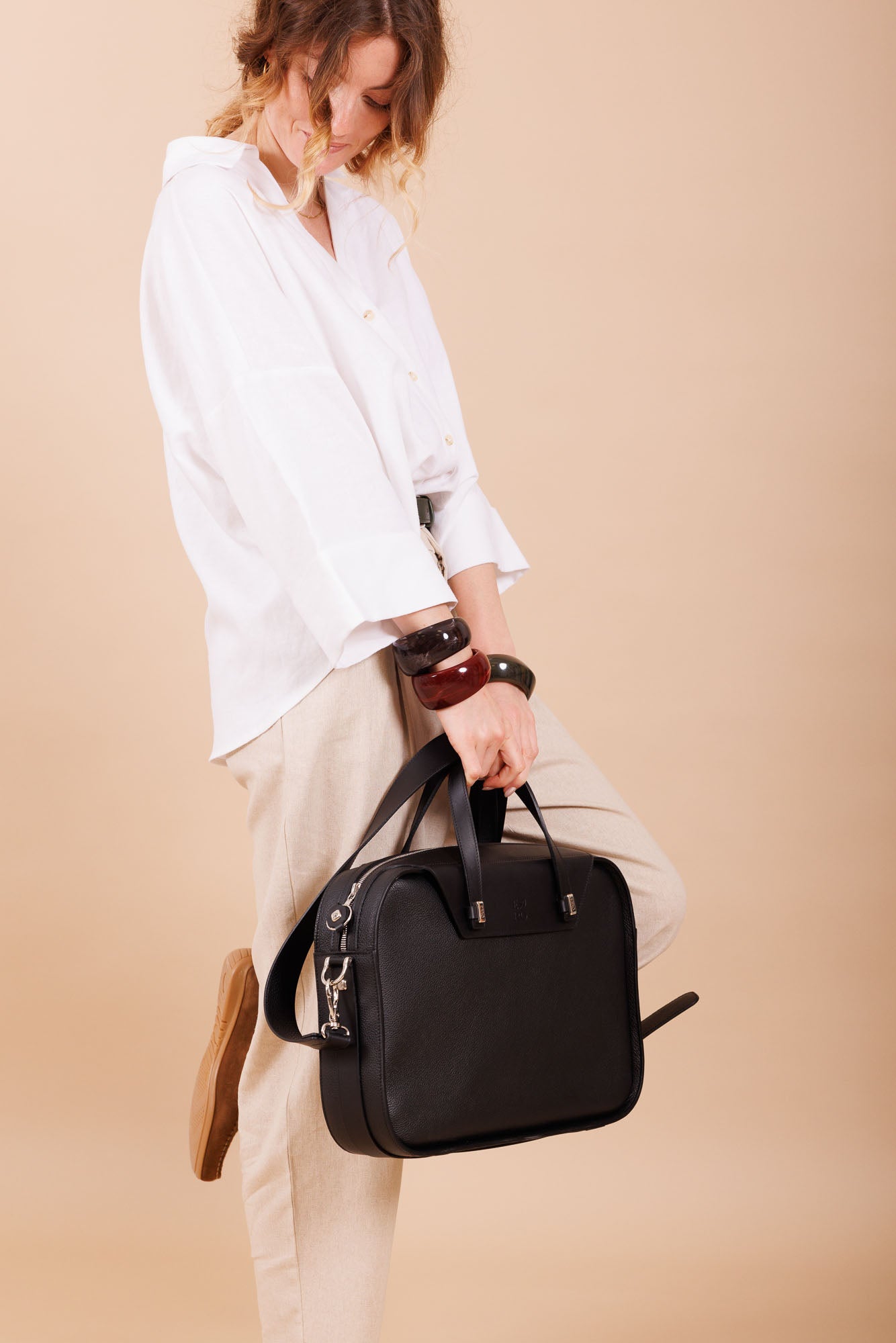 Sacoche en cuir noir femme