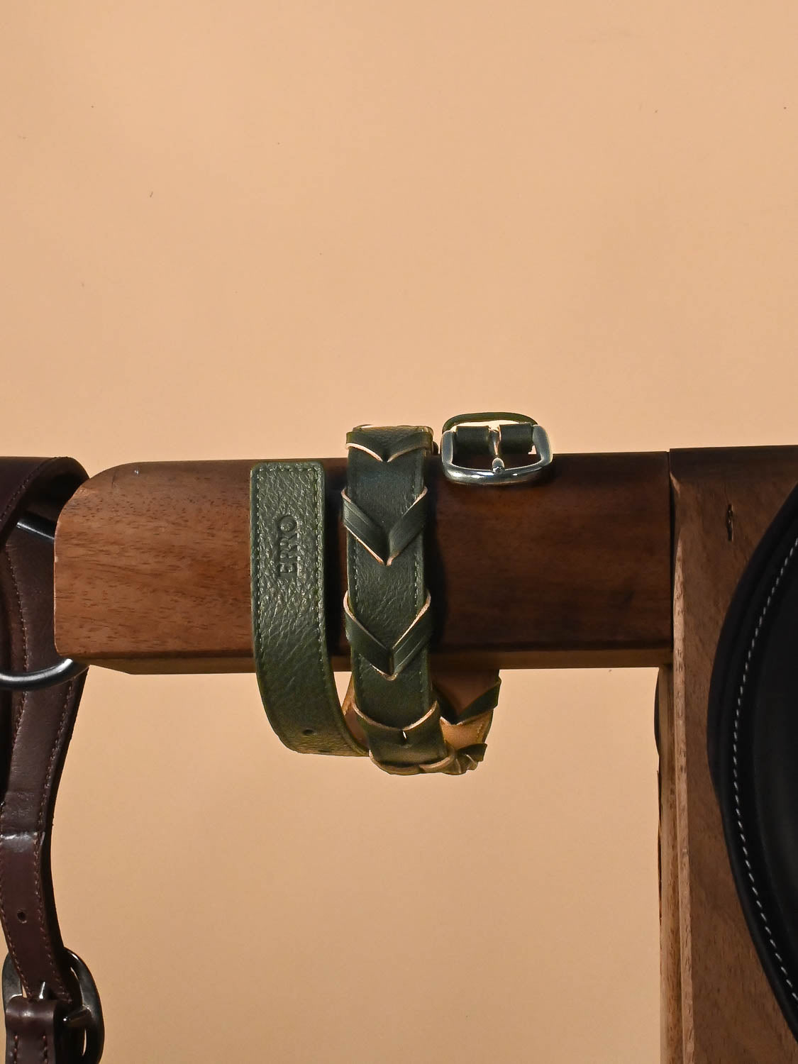 Ceinture tressée en cuir vert