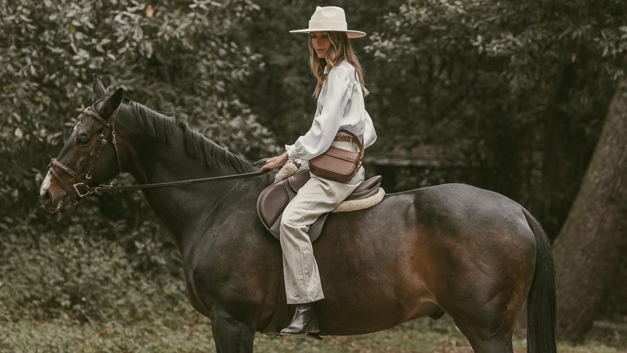 Sac en cuir ceinture selle équitation