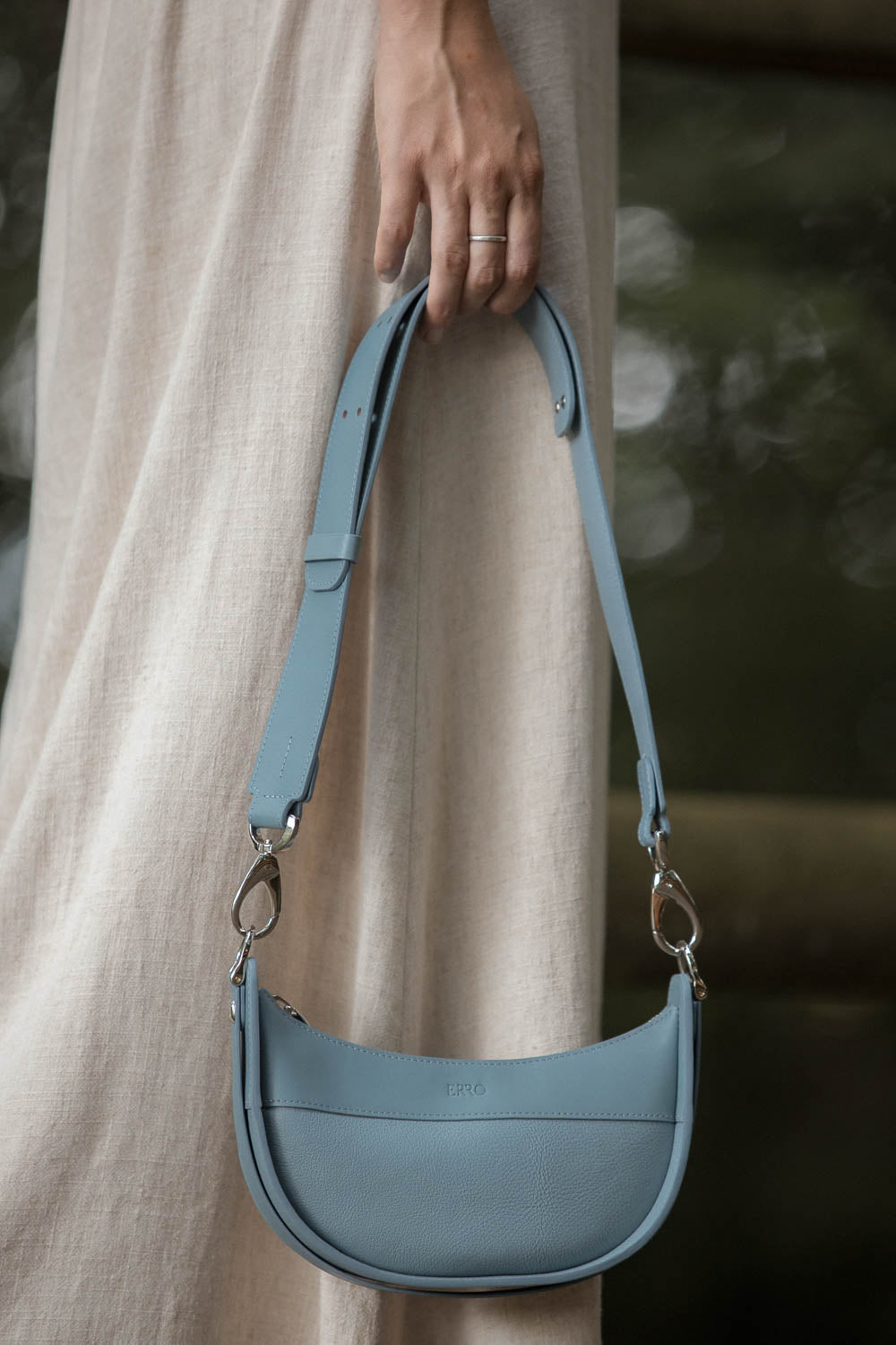 Sac à main en cuir couleur Bleu Horizon