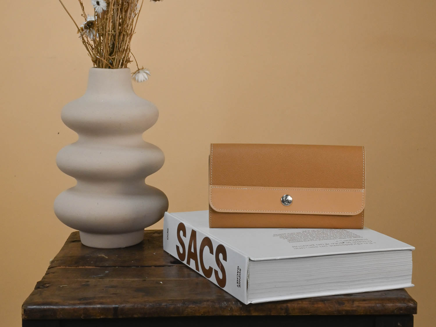 Porte feuille en cuir beige