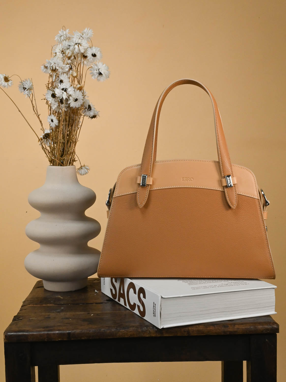 Sac à main en cuir beige et marron