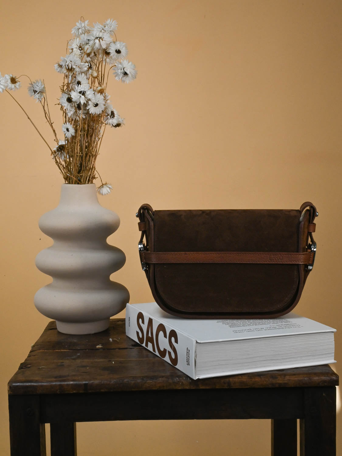 Sac à main en cuir et velours