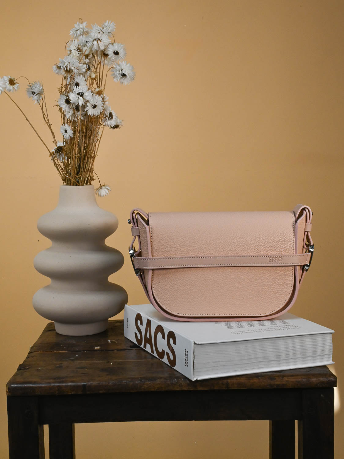 Sac à main en cuir rose