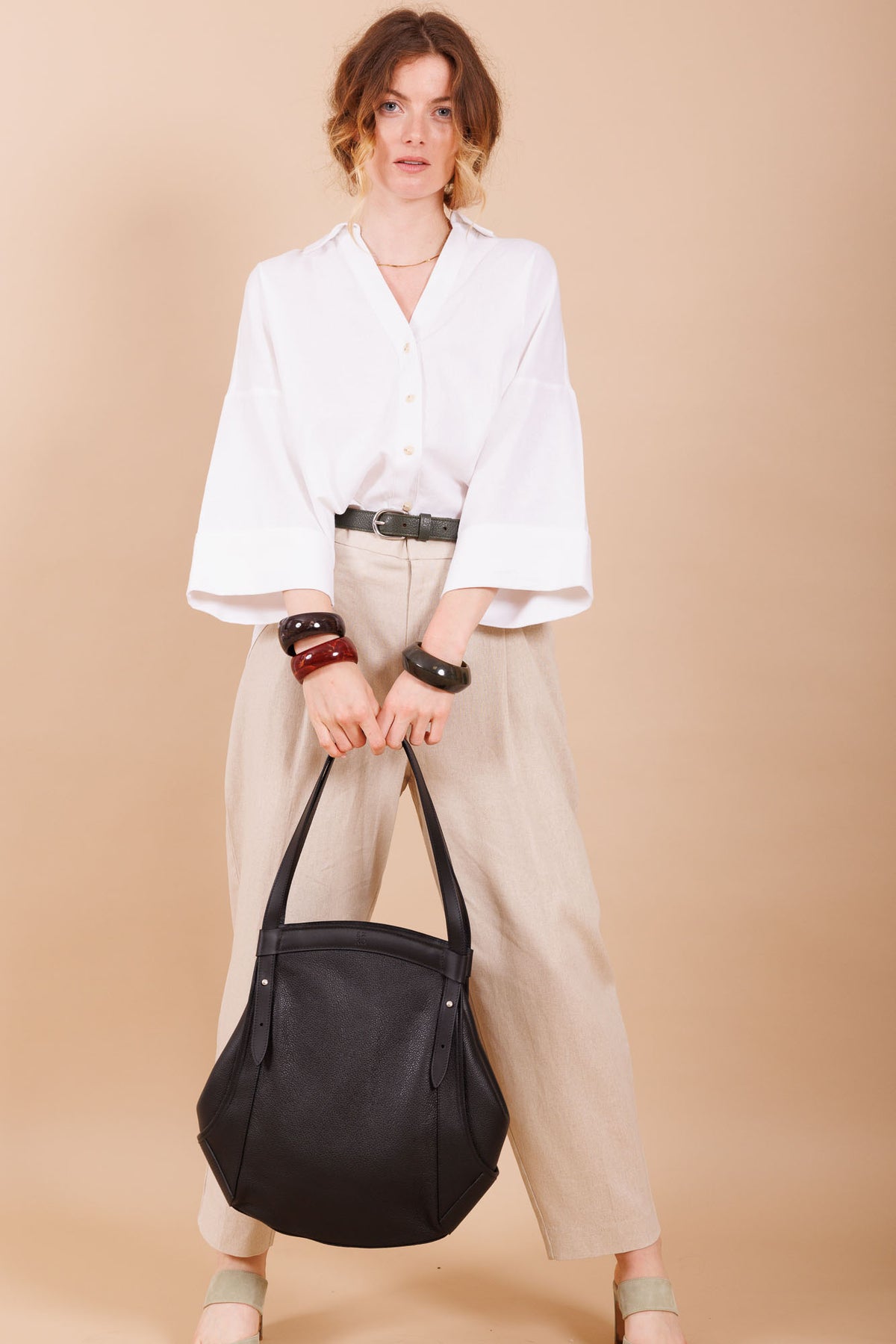 Sac à main en cuir noir femme