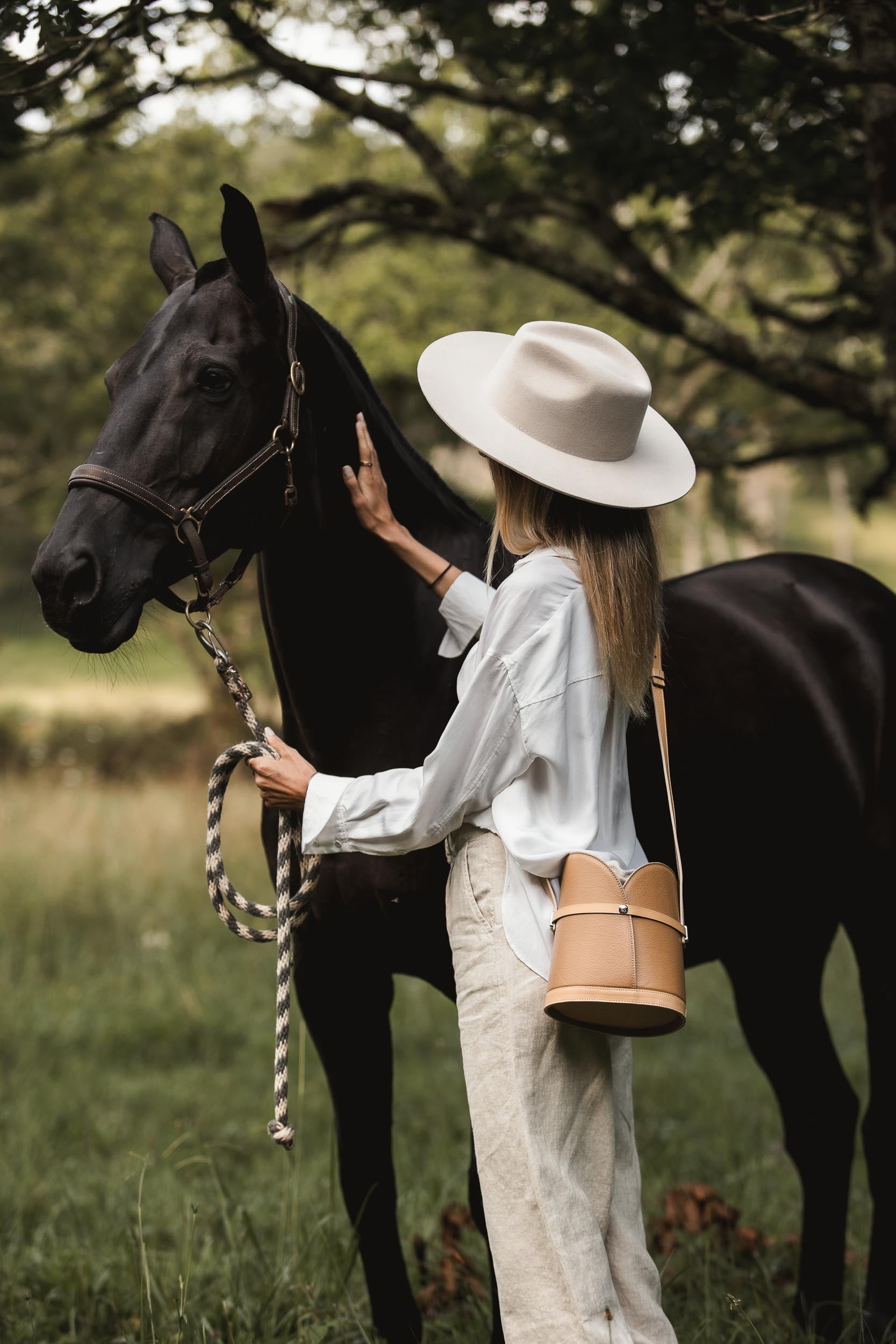 Sac à main en cuir beige - cheval