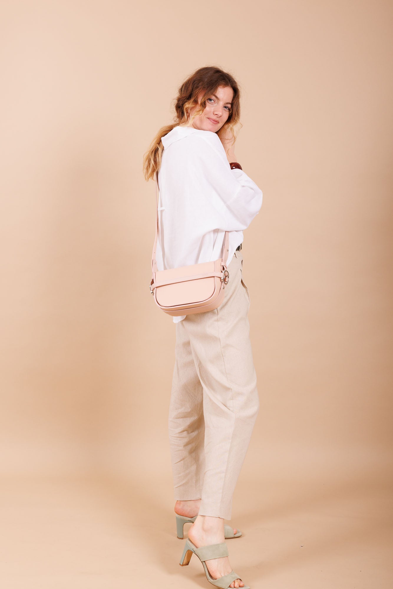 Sac à bandoulière en cuir rose femme