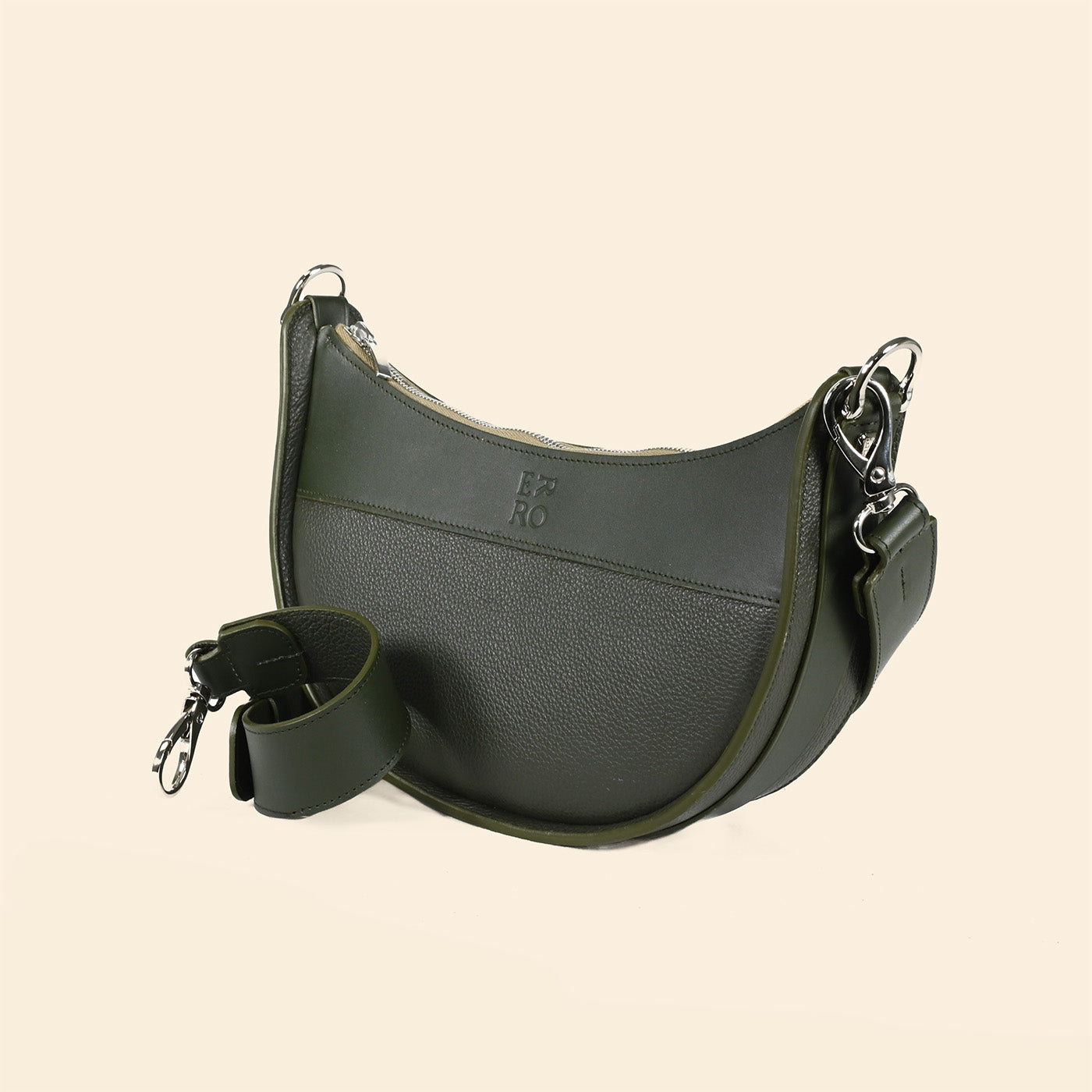 Sac demi-lune Ilargia couleur Vert Cèdre