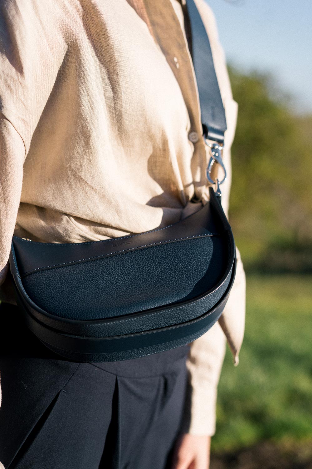 Sac à main en cuir noir 