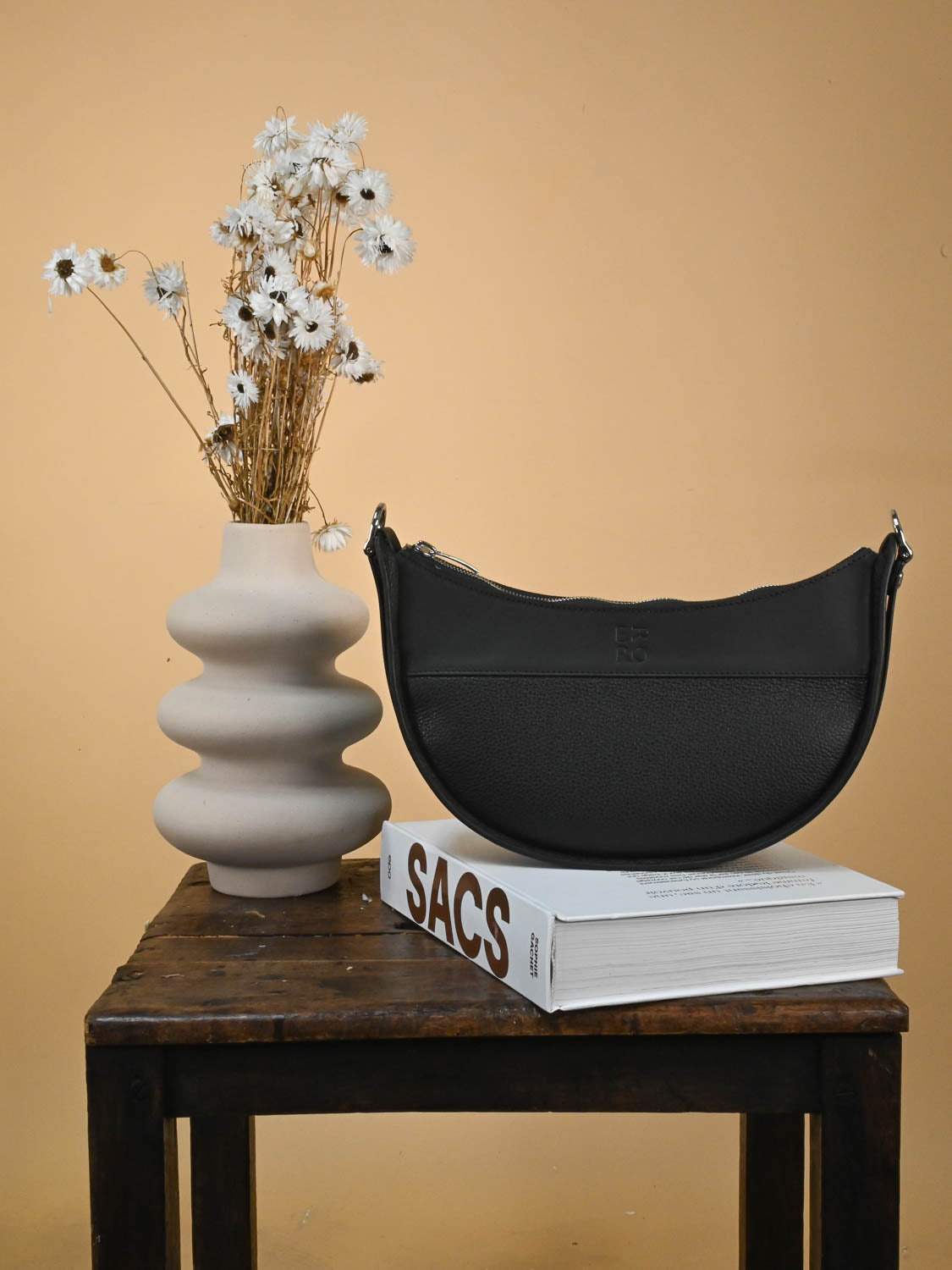 Sac en main en cuir noir 